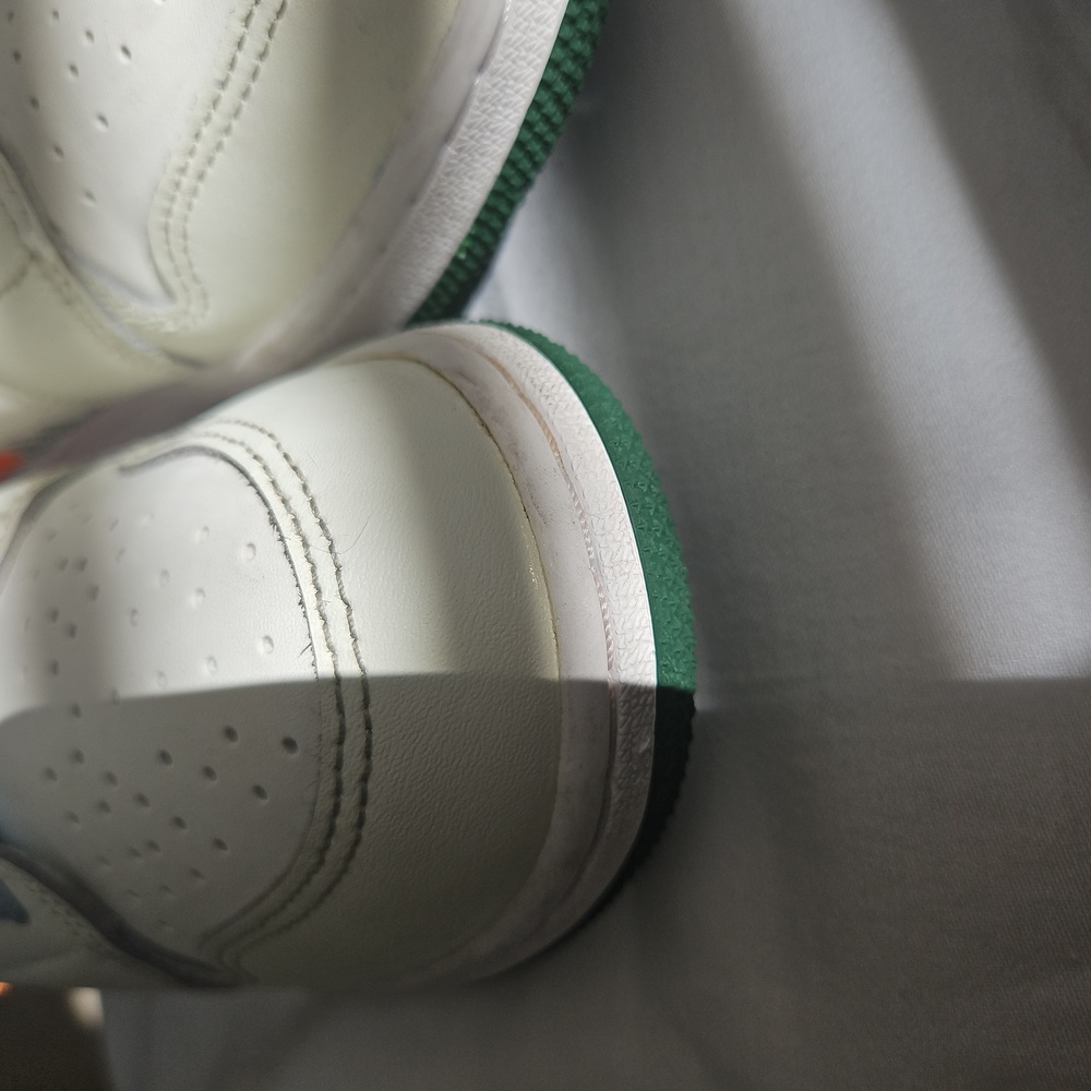 Nike Air Jordan Day/Night sneakers. - Picture 9 of 14